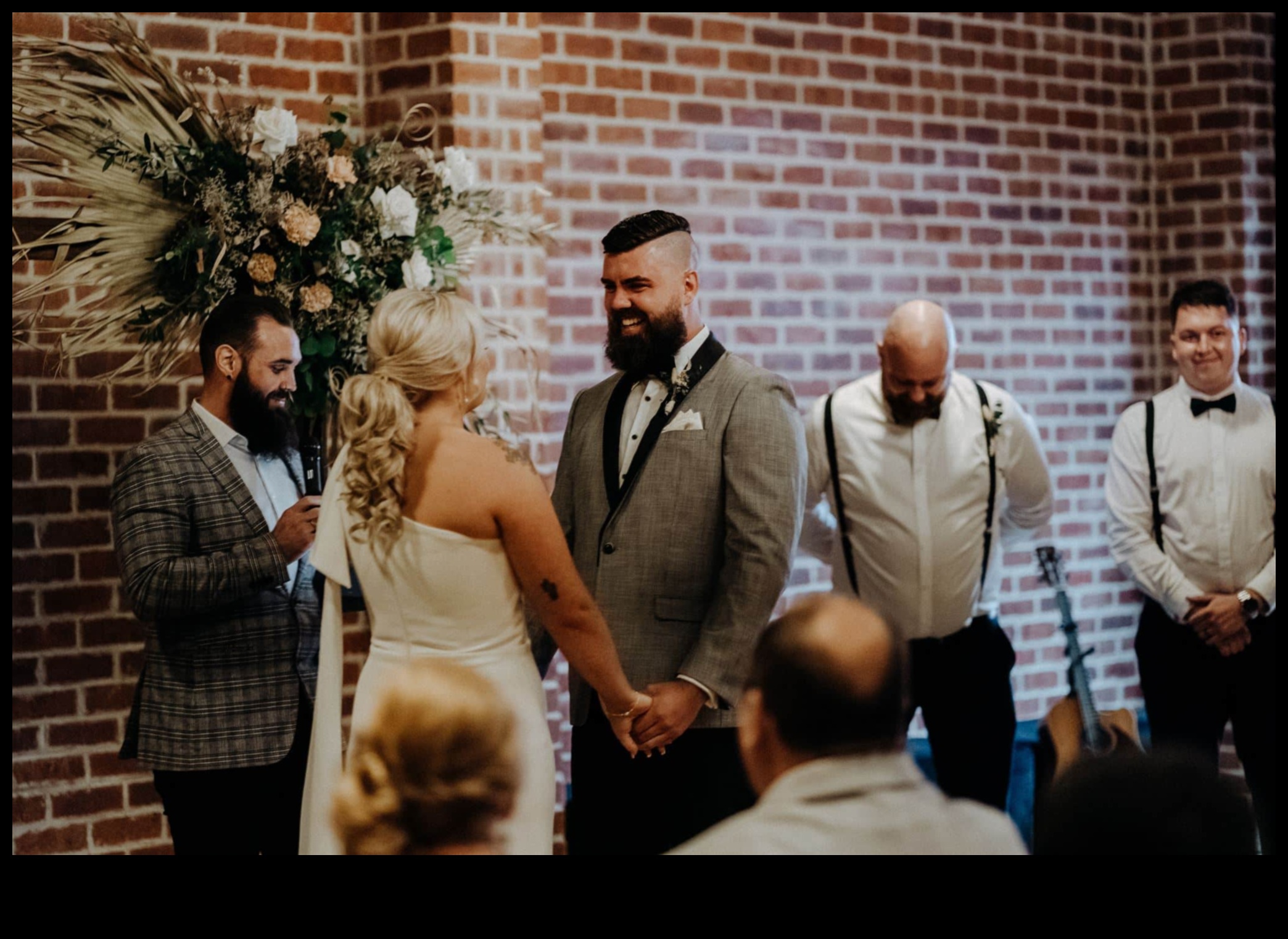 الاتحاد الأبدي: حفل زفاف مذهل من شأنه أن يحبس أنفاسك 3 الاتحاد الأبدي: حفل زفاف مذهل