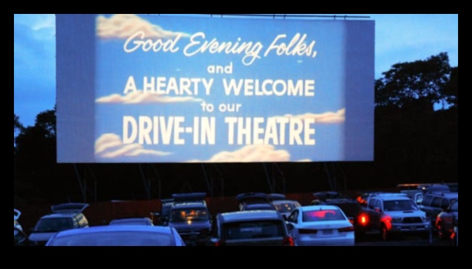 مسرح القيادة: أجهزة العرض والإلكترونيات لتجربة السينما على الطريق