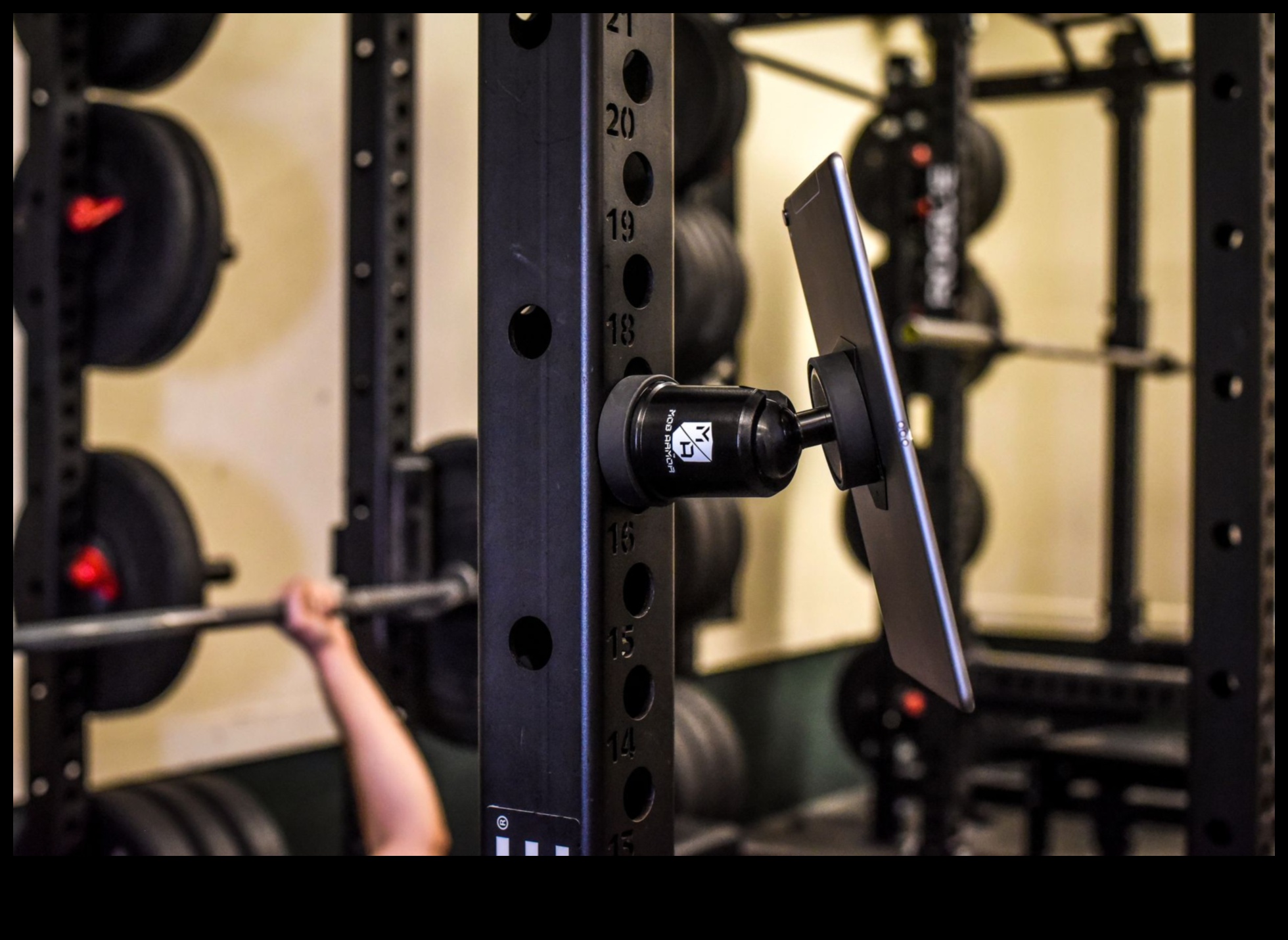 حوامل الهاتف للياقة البدنية ابق على اتصال وتركيز أثناء ممارسة التمارين 1 حوامل الهاتف للياقة البدنية: ملحقات للجري وركوب الدراجات والمزيد